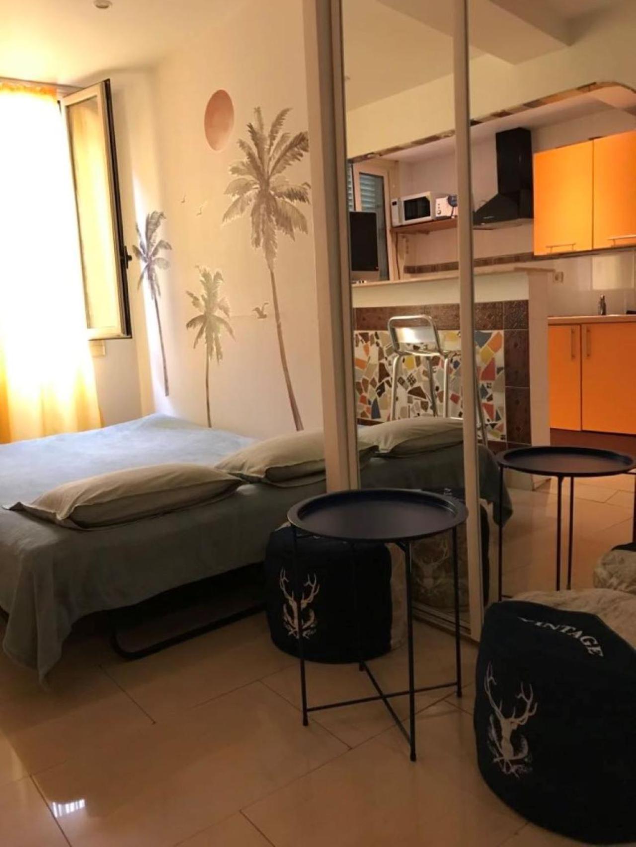 Summer Beach Studio, 4 Persons, Mobile Ac, Old Town นีซ ภายนอก รูปภาพ